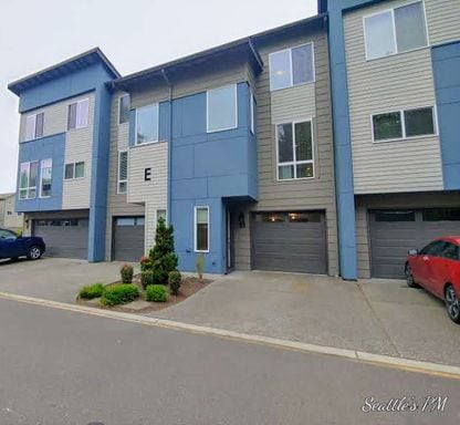 *July Rent Special* Stunning Contemporary ... - *July Rent Special* Stunning Contemporary ... House