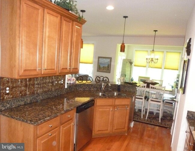 Photo - 333 Caldwell Terrace SE Casa Adosada