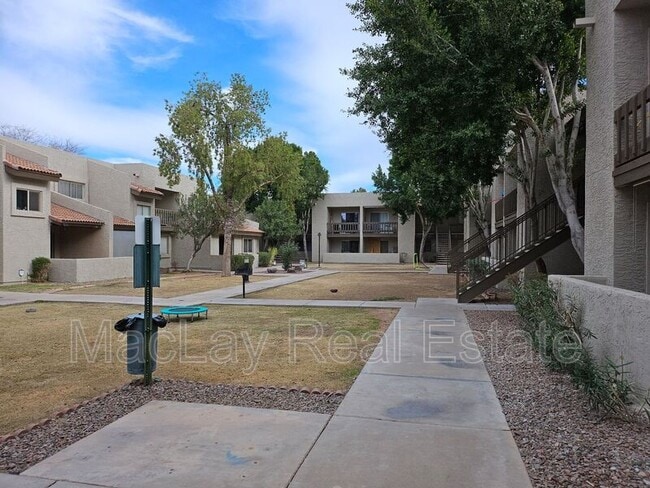 Building Photo - 520 N Stapley Dr