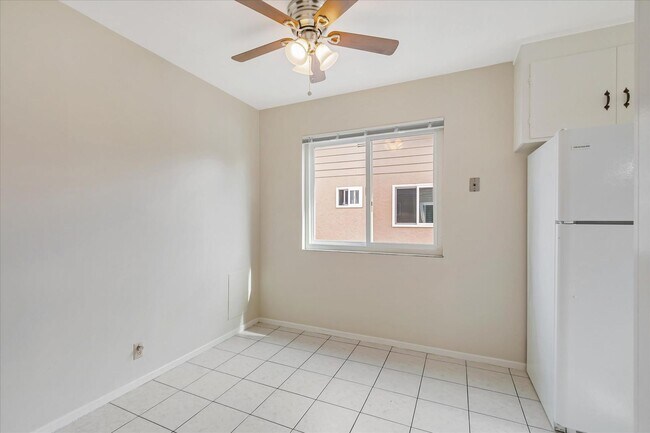 Photo - 2 Bedroom 1 Bathroom Top Floor Apartment Unidad 3