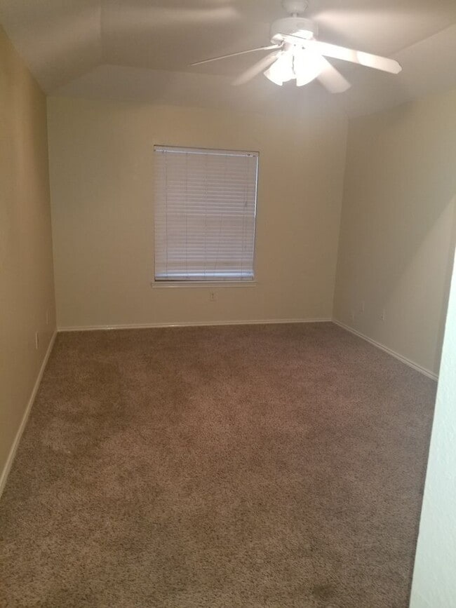 Photo - 5401 N 15th St