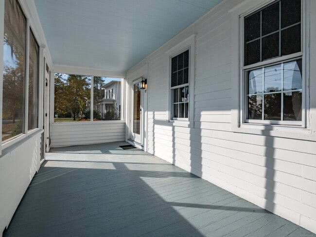 Photo - 97 Commerce St