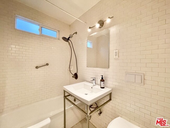 Photo - 6853 1/2 W Alta Loma Terrace