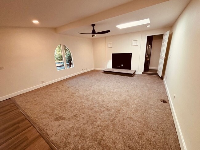 Photo - Charming 4 bedroom 2 bath home- West Linn, OR