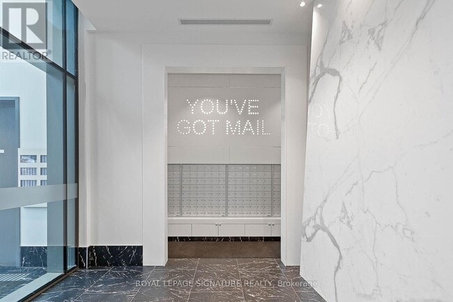 Photo - 70 Princess St Unit 1212