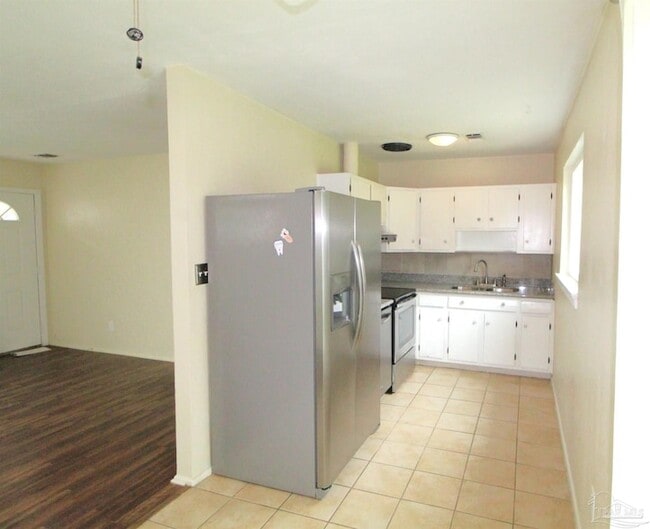 Photo - 71 Stetson Rd