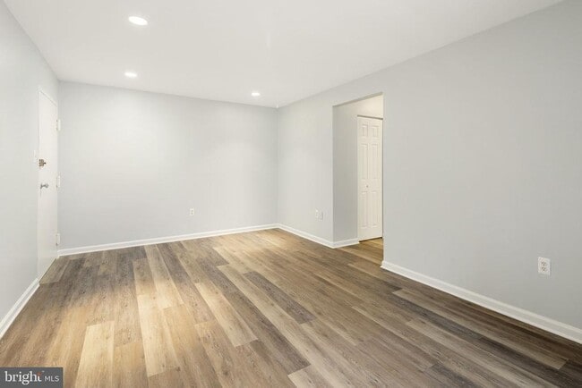 Photo - 3354 Woodburn Rd Unit 14