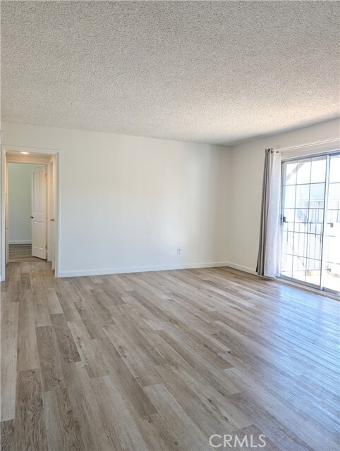 Building Photo - 665 W Altadena Dr Unit 26