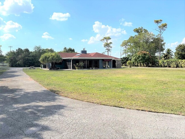 Photo - 24595 SW 124th Ave House