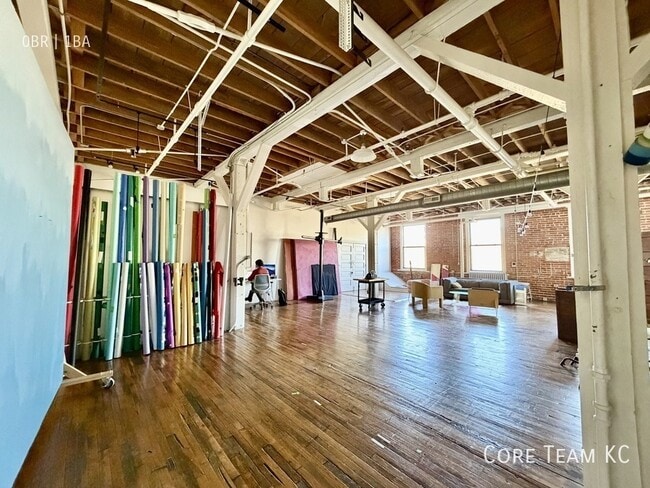 Photo - 1800 Central St Unit 202