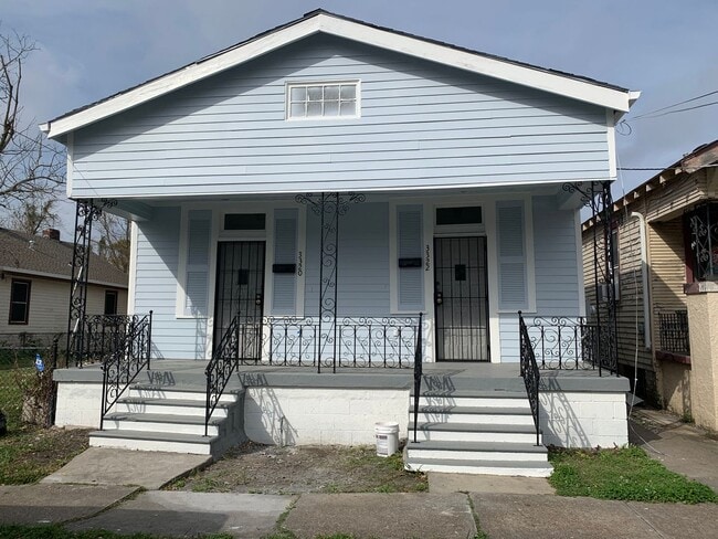 Building Photo - 3320 Delachaise St Unit 3320 Delachaise St.