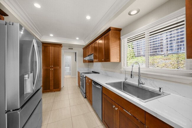 Photo - Beautifully upgraded 4-bedroom, 3.5-bathro...