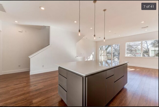 Photo - 1801 E 2nd St