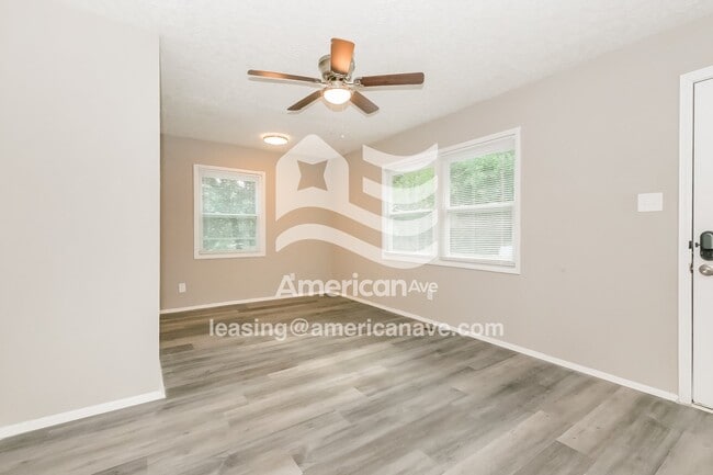 Photo - 2908 Margaret Dr