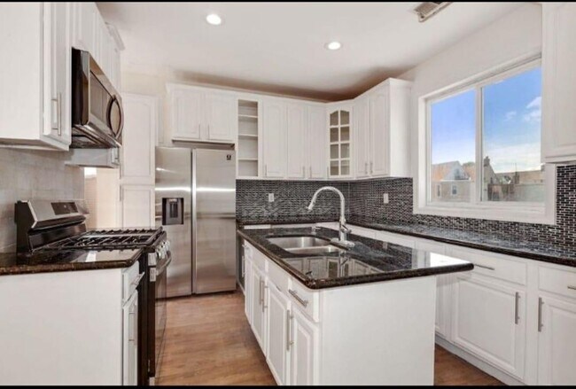 Photo - 399 Bergen Ave Apartments Unit 399 Bergen Ave