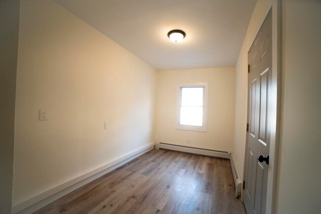 Photo - 206 48th St Unit 3