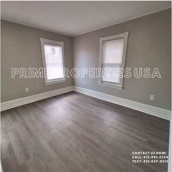 Photo - 326 Washington St