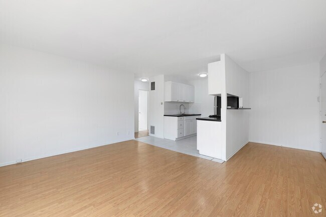 2 habitaciones, 1 baño - 1000 pies cuadrados - Cocina - 623 Westbourne Dr