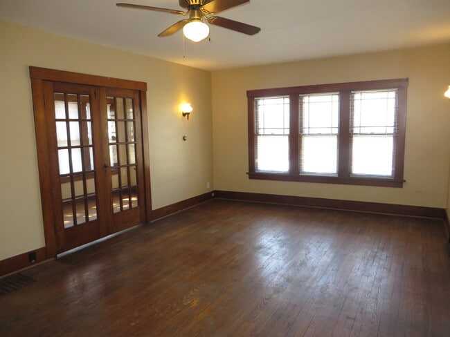 Photo - 826 Nuttman Ave Unit Nuttman 1