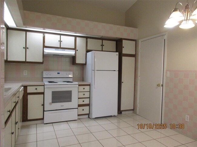 Photo - 1443 Coldwater Ct