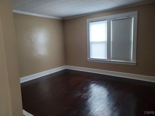 Building Photo - 243 Cleveland Ave Rental