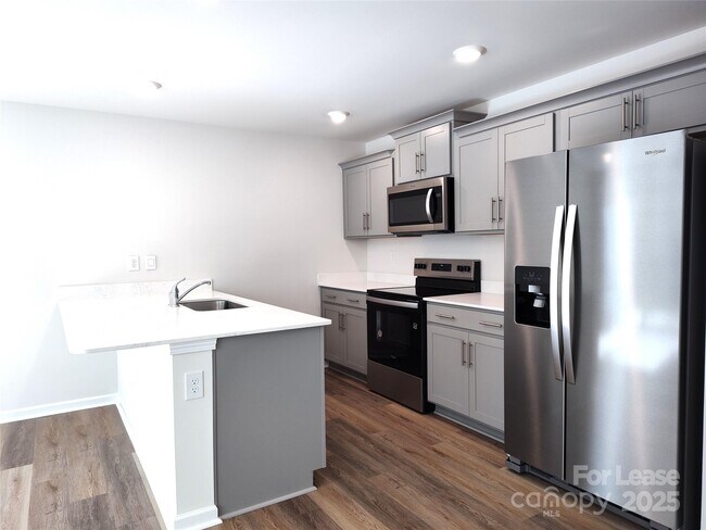 Photo - 2931 Penninger Cir