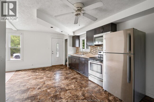 Photo - 1122 St Luke Rd