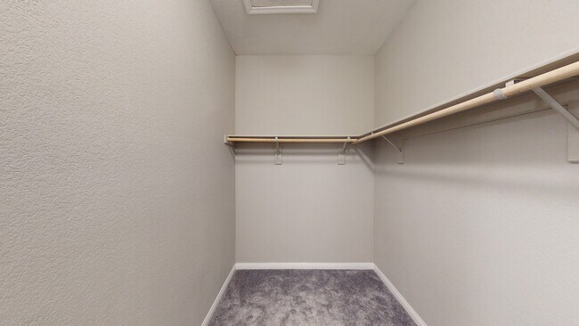 770 Aurora Vale Pl
