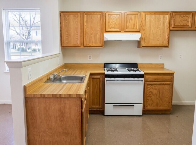 Photo - 928 N 42nd St Unit 1