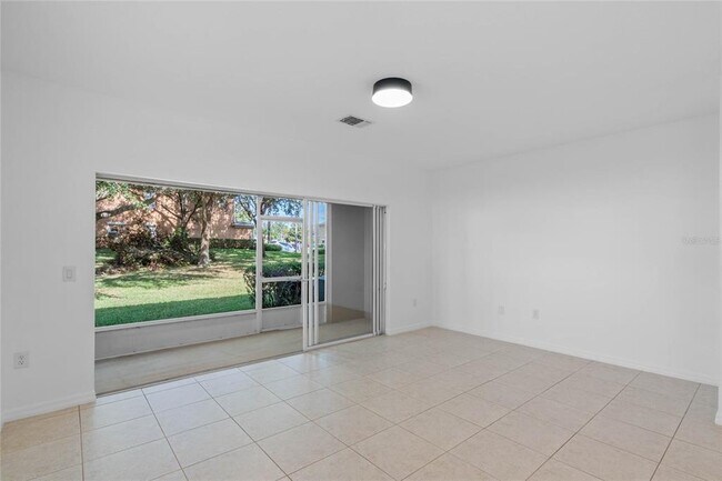 Photo - 102 Chelsea Dr