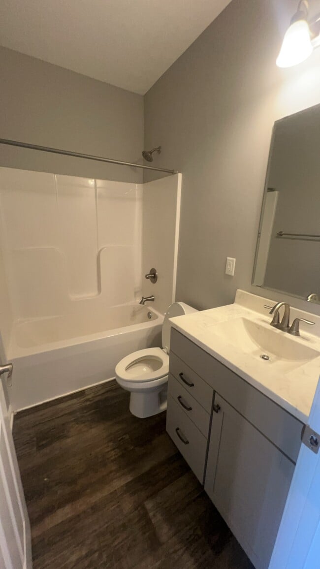 823 Saucer Ct