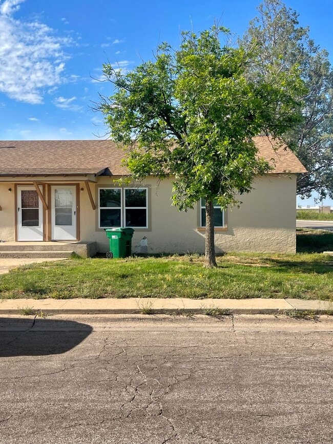 821-825 West Washington Avenue - 821-825 West Washington Avenue Apartment Unit 825