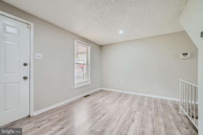 Photo - Modern 3-Bedroom Gem with Deck