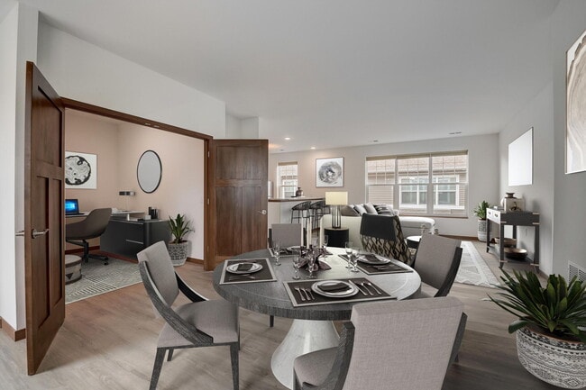 Photo - 1931 Eastwood Way Unit 1931