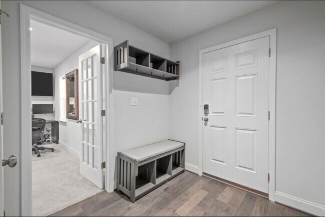 Photo - 2131 Westcott Ln