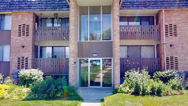 2108 Pauline Blvd Unidad 307