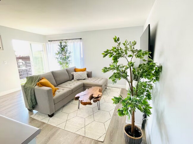 Photo - 1312 6th Ave N Condo Unit 7