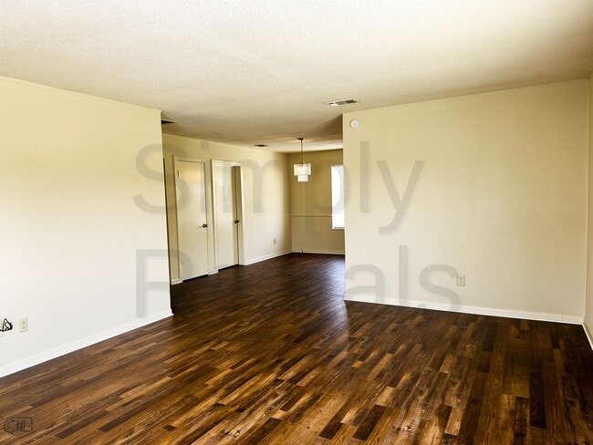 Photo - 2811 Granger St Unit A