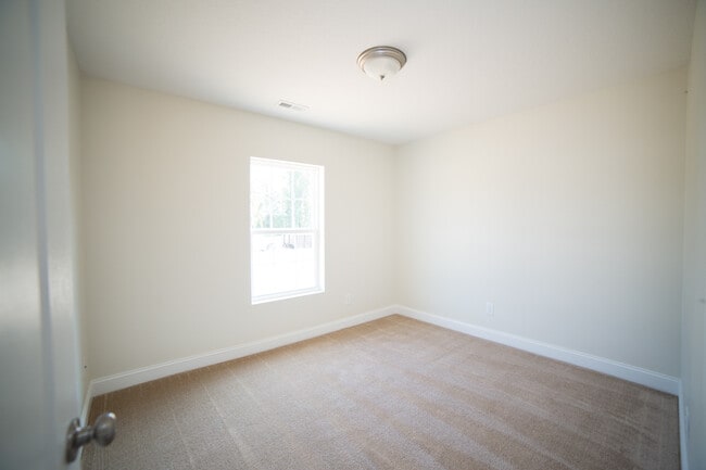 10 Chaney Lane