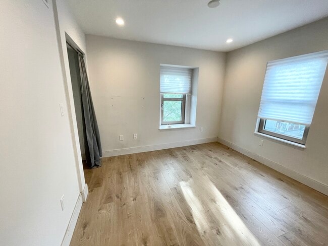 118 Buttonwood St Unit 3