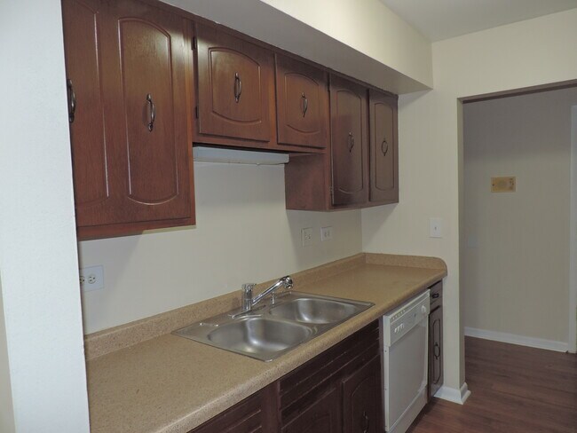 Photo - 2275 Country Club Dr Unit 25