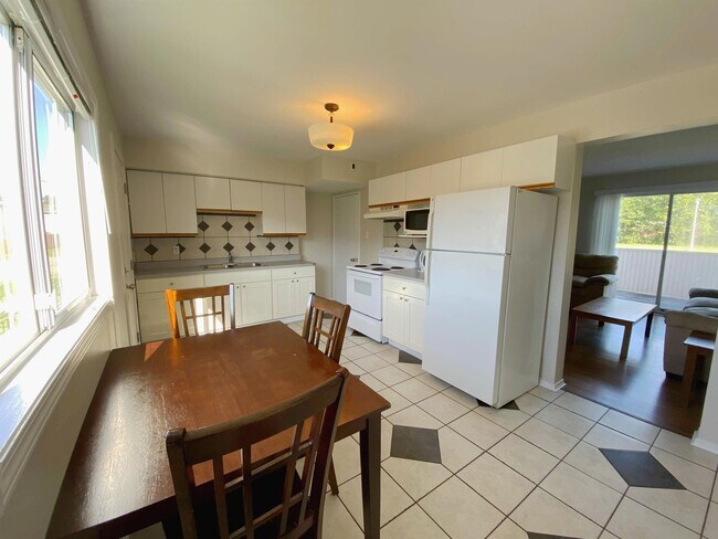 Photo - 24 Little Wedeene St