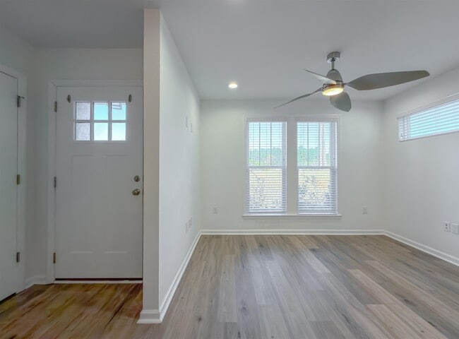 Photo - 2856 Blue Blossom Trail