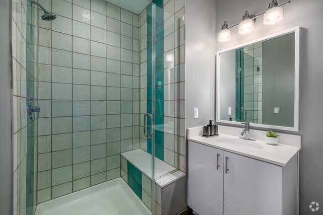 3BR, 2BA - 1,016SF - Primary Bathroom