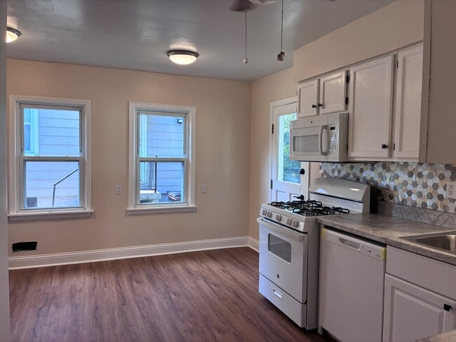 Photo - 6808 Marvin Ave