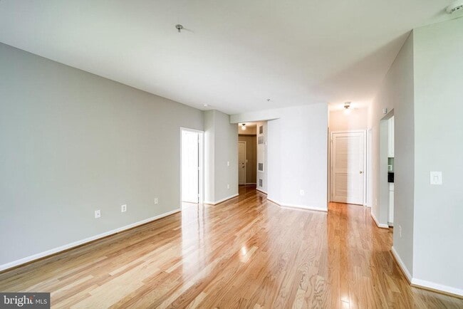 Photo - 5982 Founders Hill Ct Unit 202