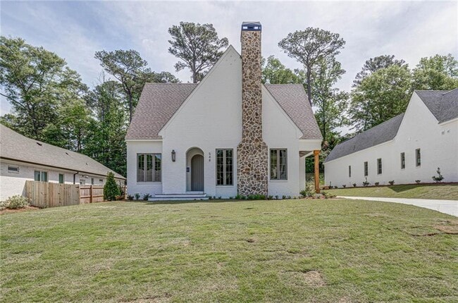 Building Photo - 548 Arbor Dr