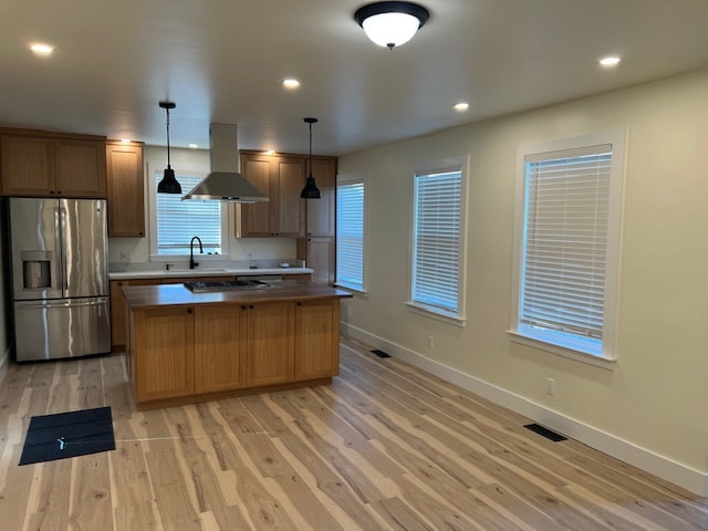 Photo - 3353 Spear Ave