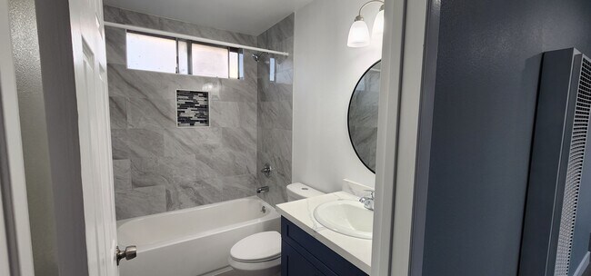 Photo - 1203 W 164th St Unit 3