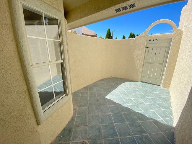 Photo - Beautiful North Hills Refrig A/C Home with Pool!